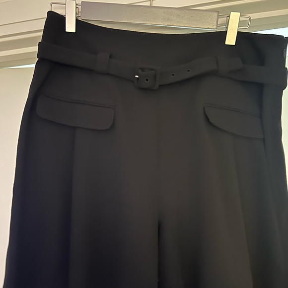 DVF shorts with belt - Picture 2 of 6